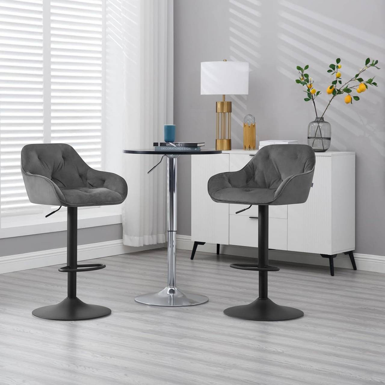 24goodz Velvet Bar Stool with Armrests - Ergonomic Comfort - Adjustable Height - Velvet and Metal - Dark Grey/Black