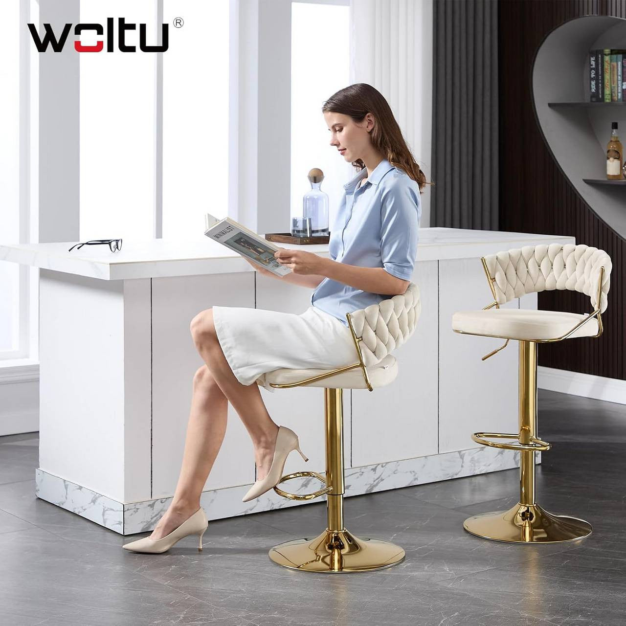 24goodz Adjustable Bar Stool - Comfortable Velvet Upholstery - Stylish and Stable - Metal - For Home and Kitchen - Cream