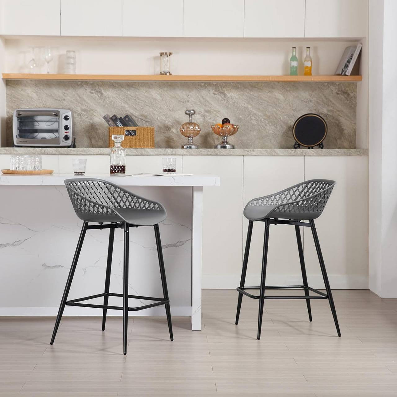 24goodz Comfortable Bar Stool - Ergonomic Design - Durable PP Material - For Home and Garden - Grey