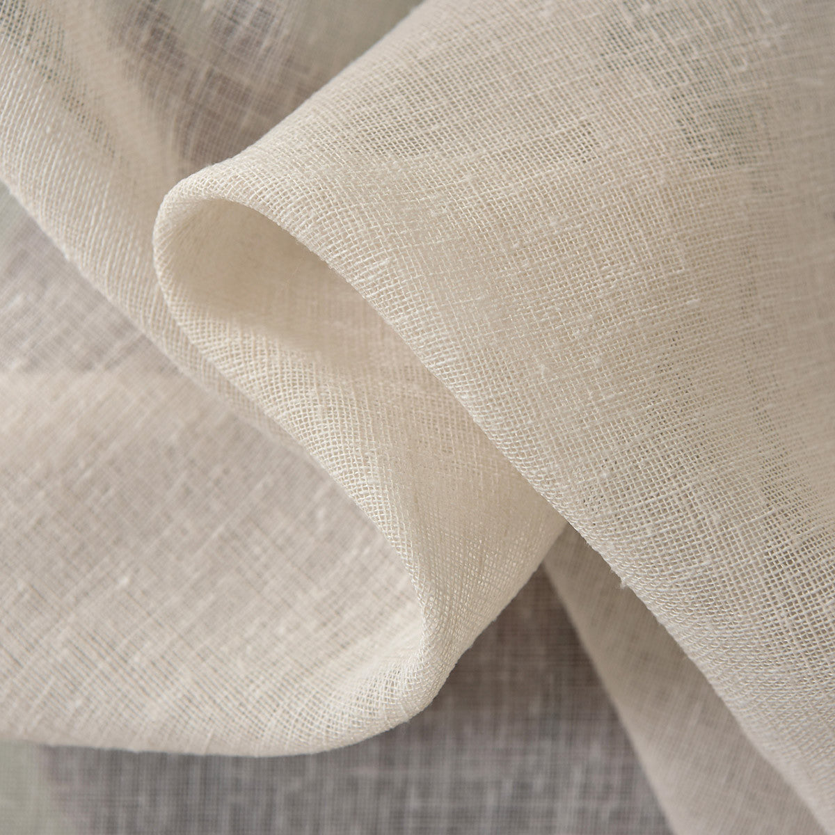 24goodz Transparent Linen Look Curtain - Light Filtering Design - 100% Polyester - For Any Room - Cream - 140x225 cm