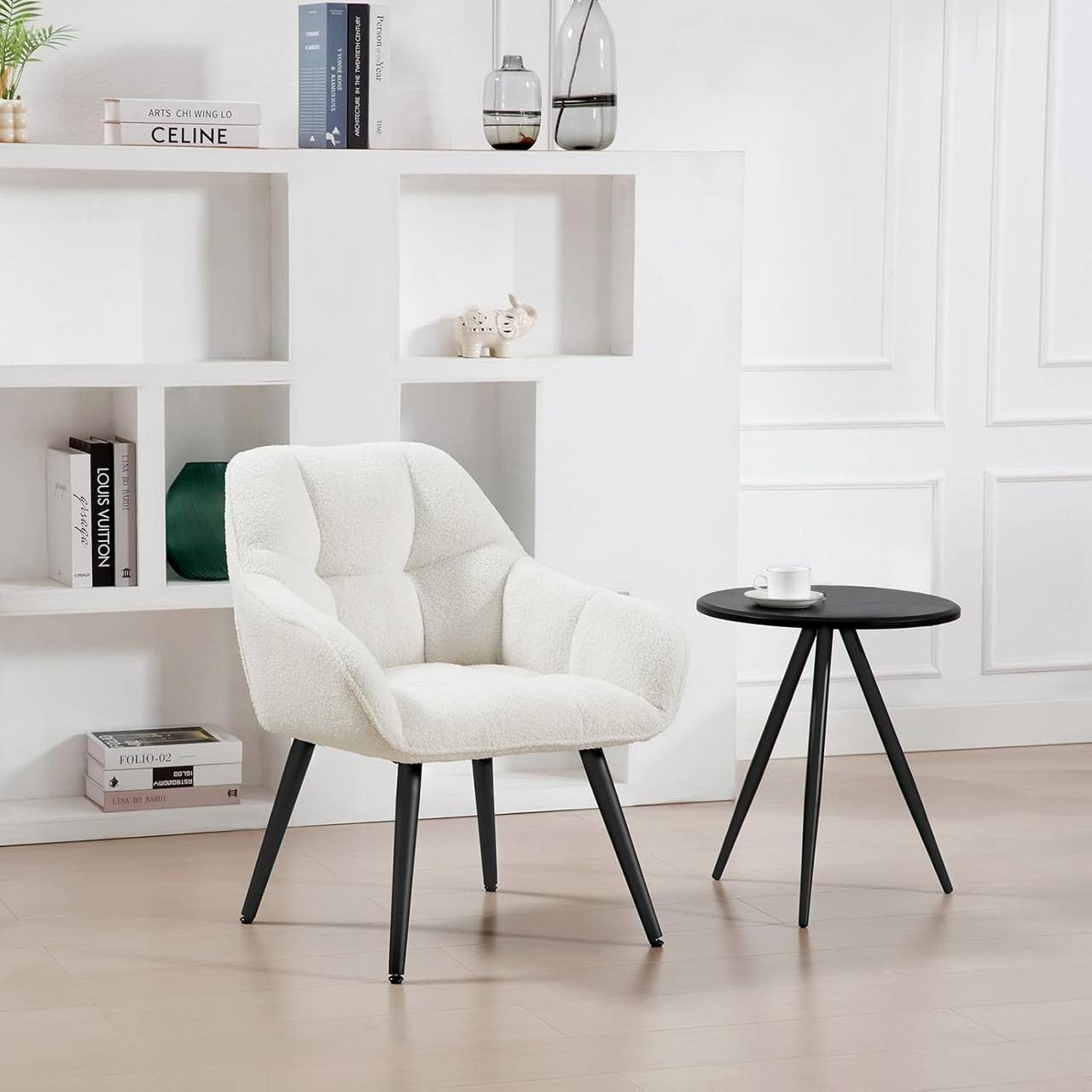 24goodz Relax Armchair - Soft and Skin-Friendly - Ergonomic Design - Velvet - For Everyone - Cream