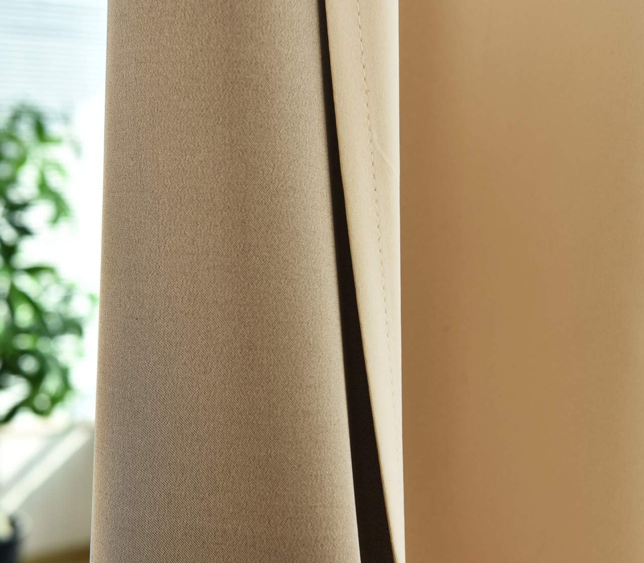 24goodz Sheer Curtains with Eyelets - Energy Saving & Sound Absorbing - 100% Polyester - Champagne - 135x225 cm - cp