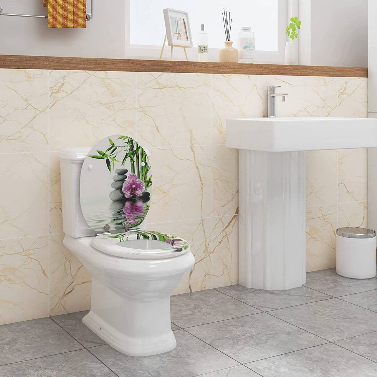 24goodz Soft-Close Toilet Seat - Antibacterial and Water-Resistant - MDF - Universal Fit - Multi-Colour