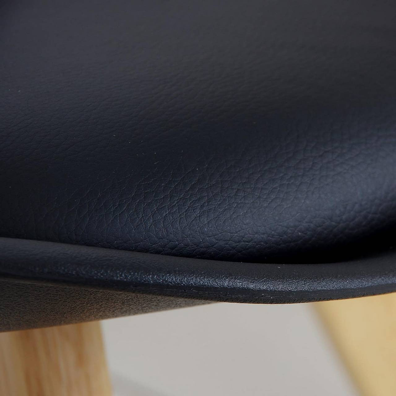 24goodz Set of 4 Dining Chairs - Ergonomic Comfort - Multifunctional Design - Faux Leather - Black - sz