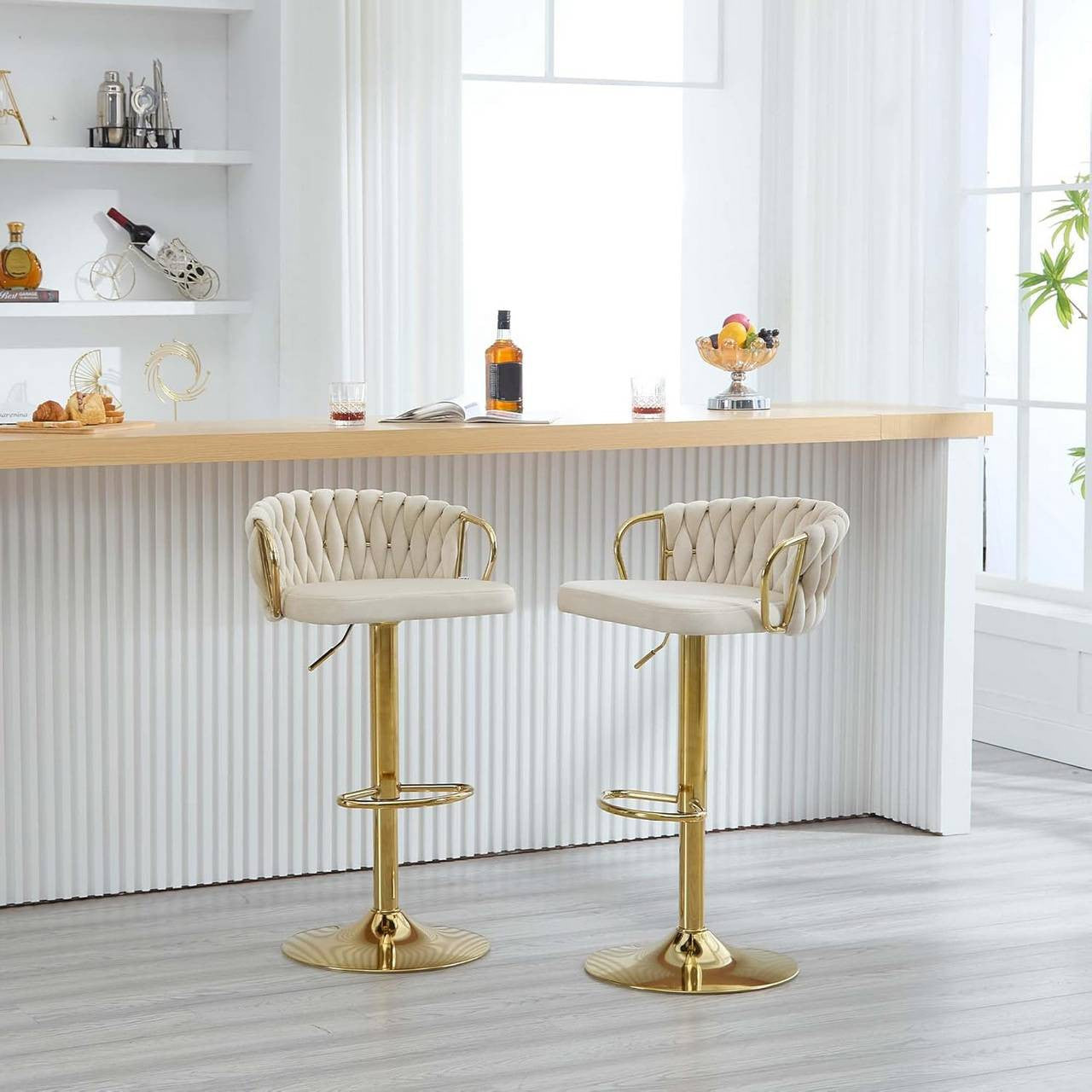 24goodz Velvet Bar Stool - Comfortable Seating - Ergonomic Design - Metal Frame - Cream