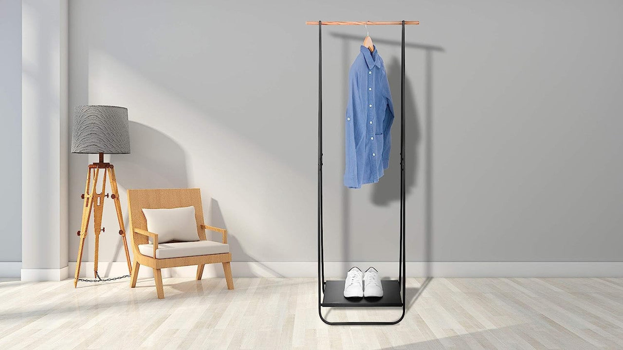 24goodz Modern Coat Rack with Shelf - Space-Saving Design - Sturdy Metal Frame - Black - For Bedroom and Hallway - 54x141x45 cm