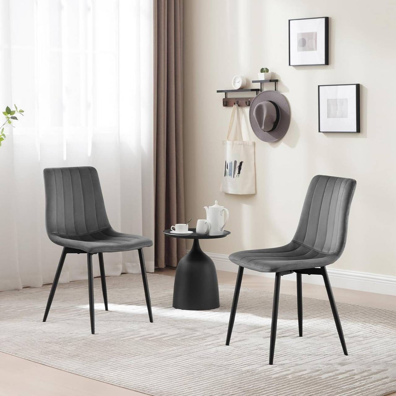 24goodz Velvet Dining Chairs Set of 4 - Comfortable & Robust - Ergonomic Design - Velvet & Metal - Dark Grey