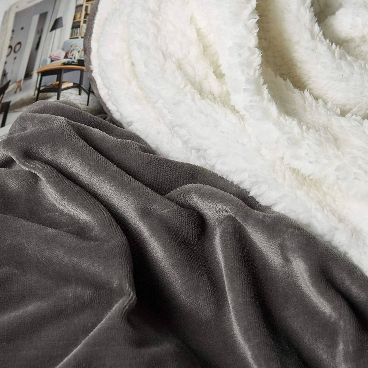 24goodz Cozy Sherpa Blanket - Thick and Warm - Durable and Easy to Maintain - 100% Polyester - Grey - 150x200cm