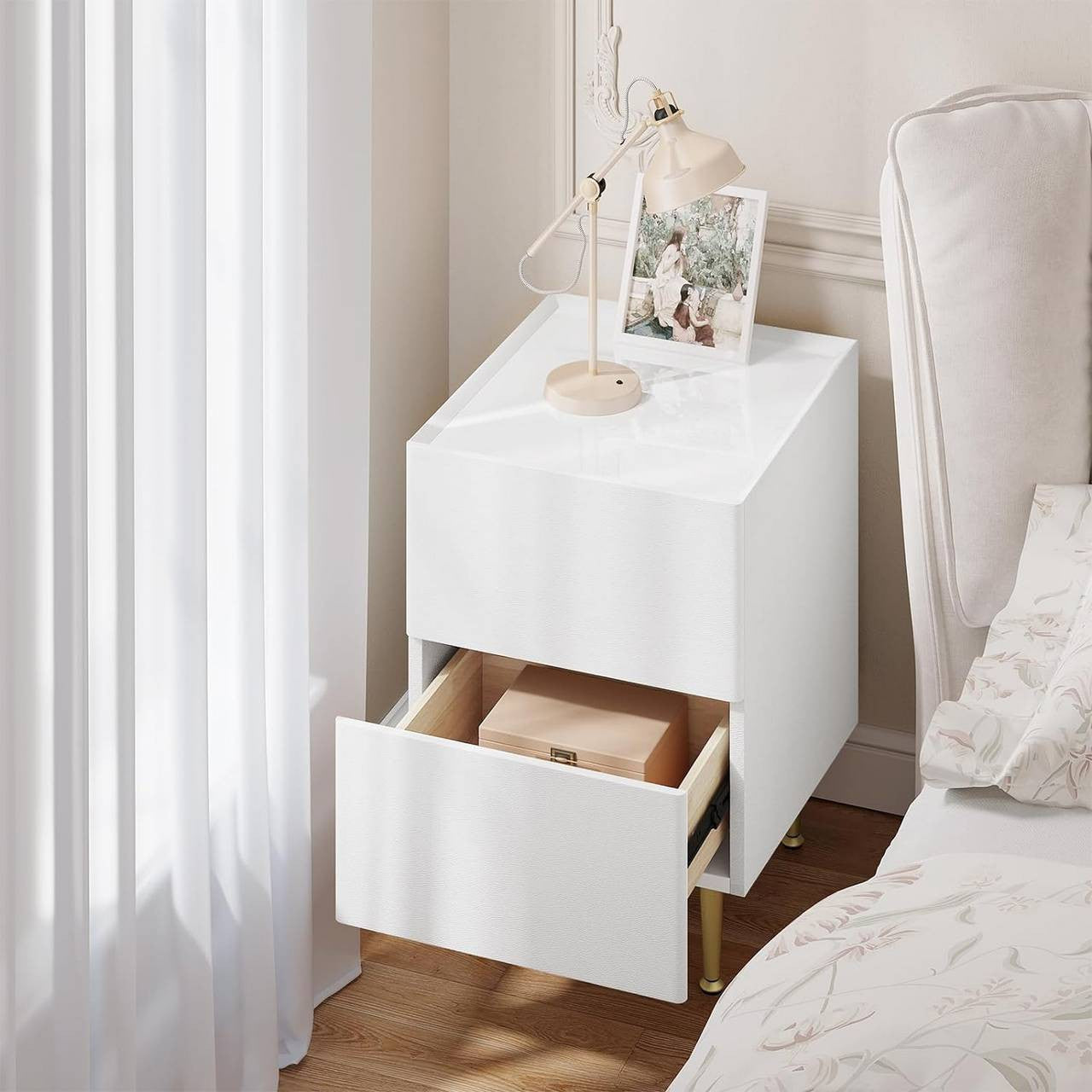 24goodz Nightstand with 2 Drawers - Ample Storage Space - Robust & Stable - MDF + Solid Wood - White + Gold - 35x51x40 cm