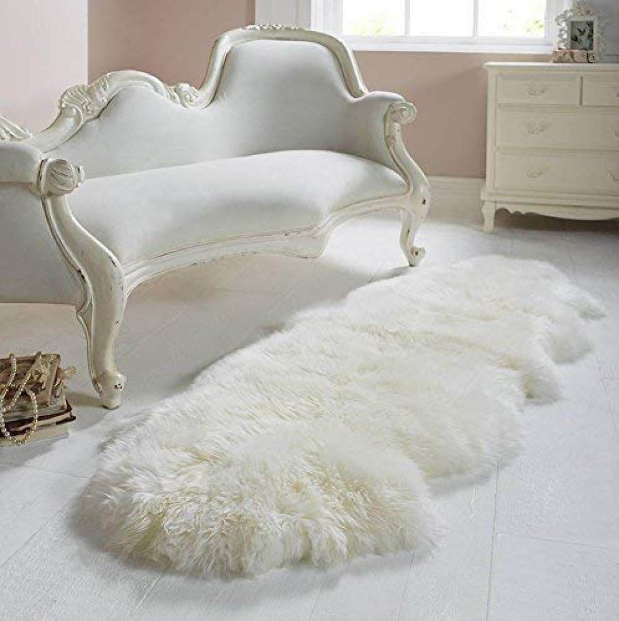 24goodz Eco Lambskin Rug - 100% Natural Material - Self-Cleaning and Stain-Resistant - 100% Natural Sheepskin - For Home Decor - White - ws