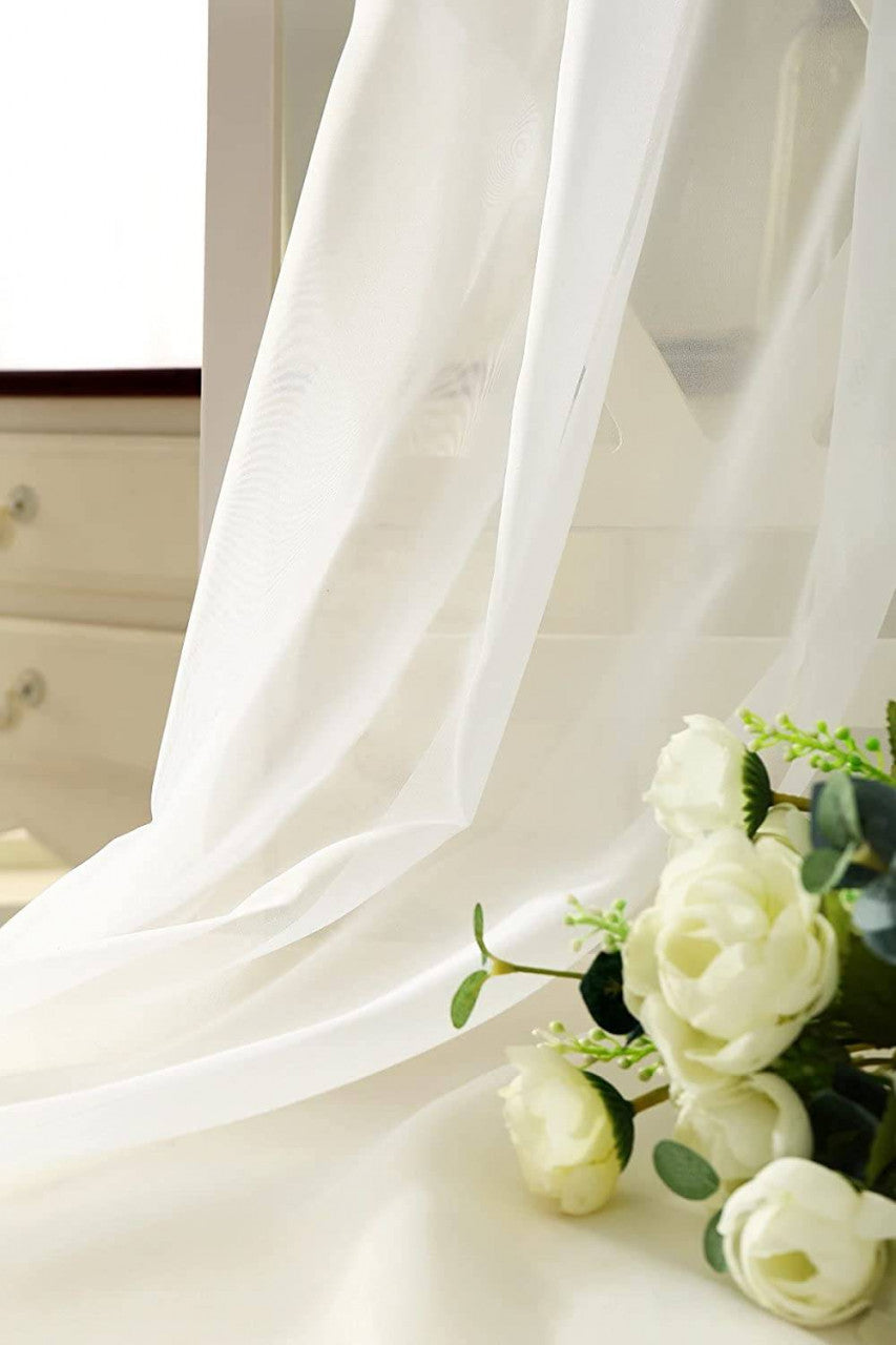 24goodz Transparent Curtains with Eyelets - Elegant Semi-Transparent Design - 100% Polyester - For Living Rooms and Bedrooms - Crème 140x225 cm