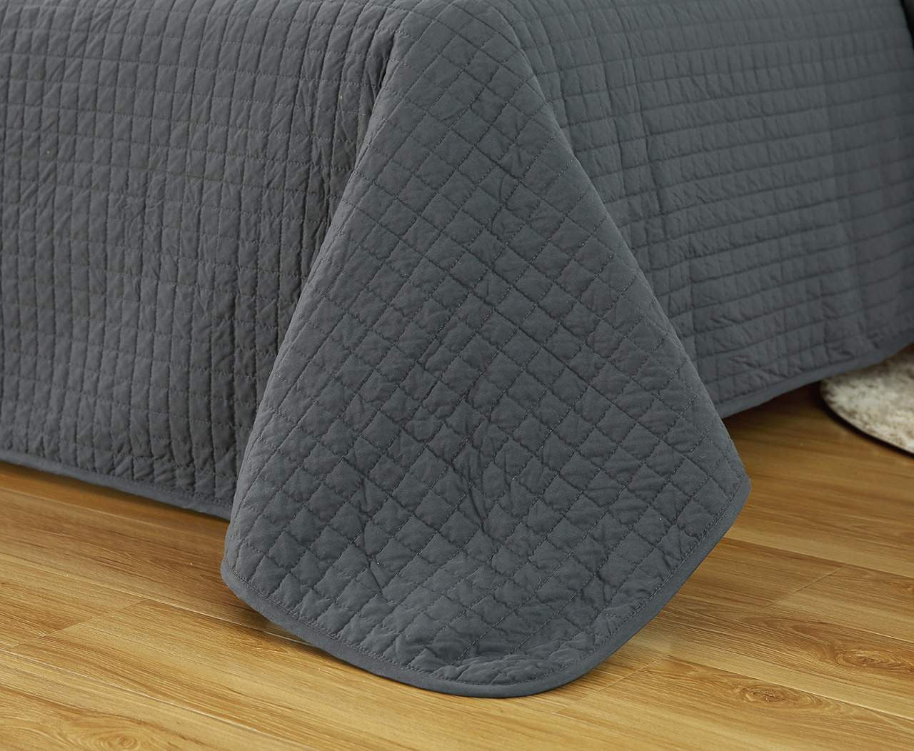 24goodz Reversible Patchwork Quilt - Comfortable and Breathable - Versatile for All Seasons - 100% Polyester - Dark Grey - 240 x 260 cm