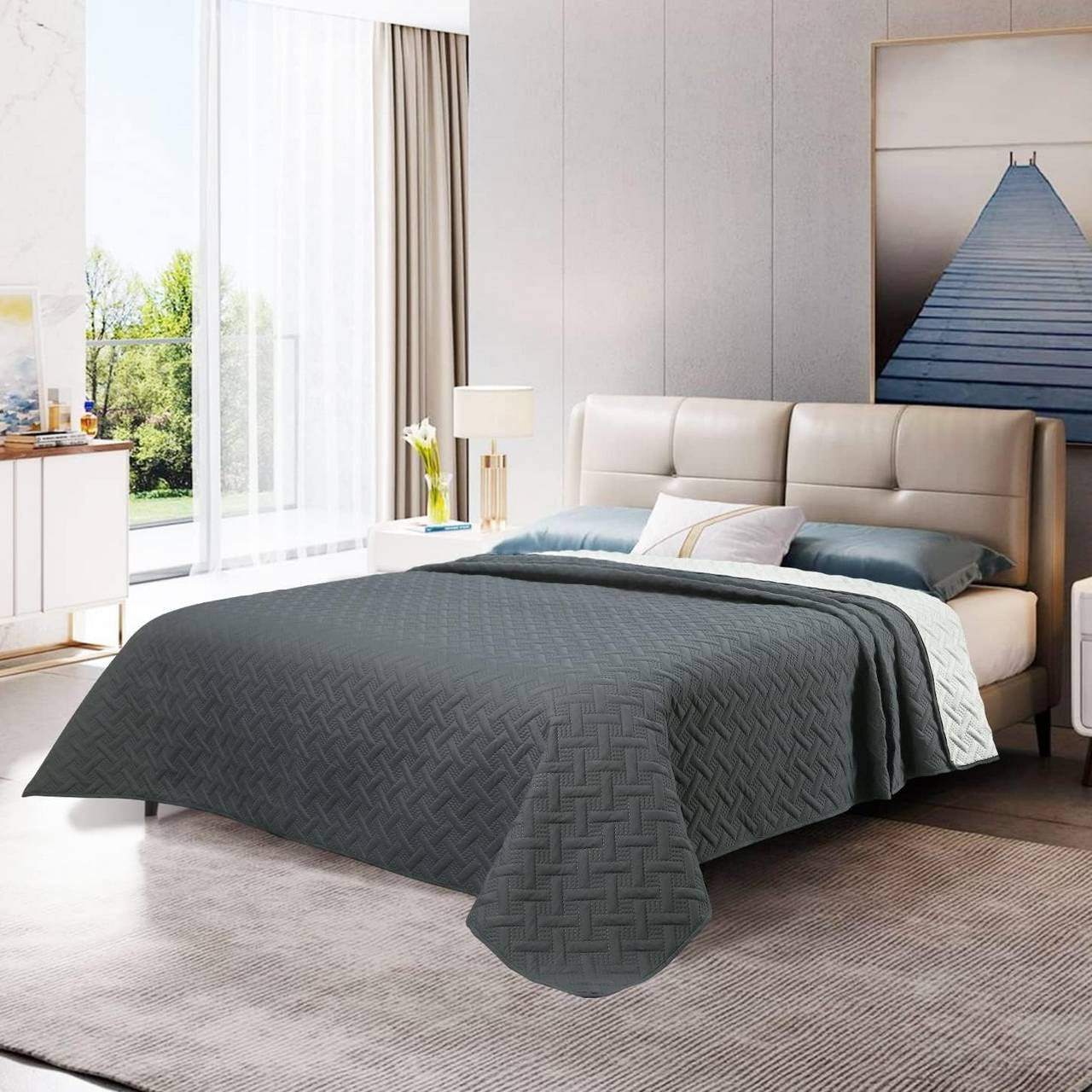 24goodz Geometric Pattern Bedspread - Reversible Design - 100% Microfiber - For All Seasons - Dark Grey/Cream - 170 x 210 cm