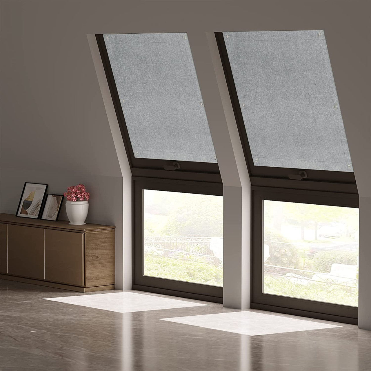 24goodz Blackout Roller Blind for Skylights - Improved Suction Cups - 100% Light Blocking - Polyester - For Any Room - Grey 96x115 cm